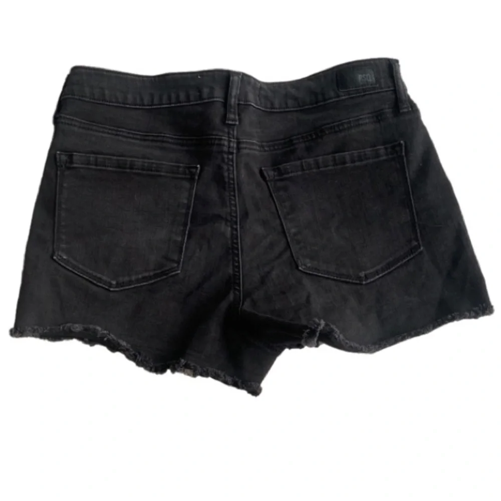 RSQ Black Mid-Rise Cutoff Fray Denim Jean Shorts - Picture 2 of 6